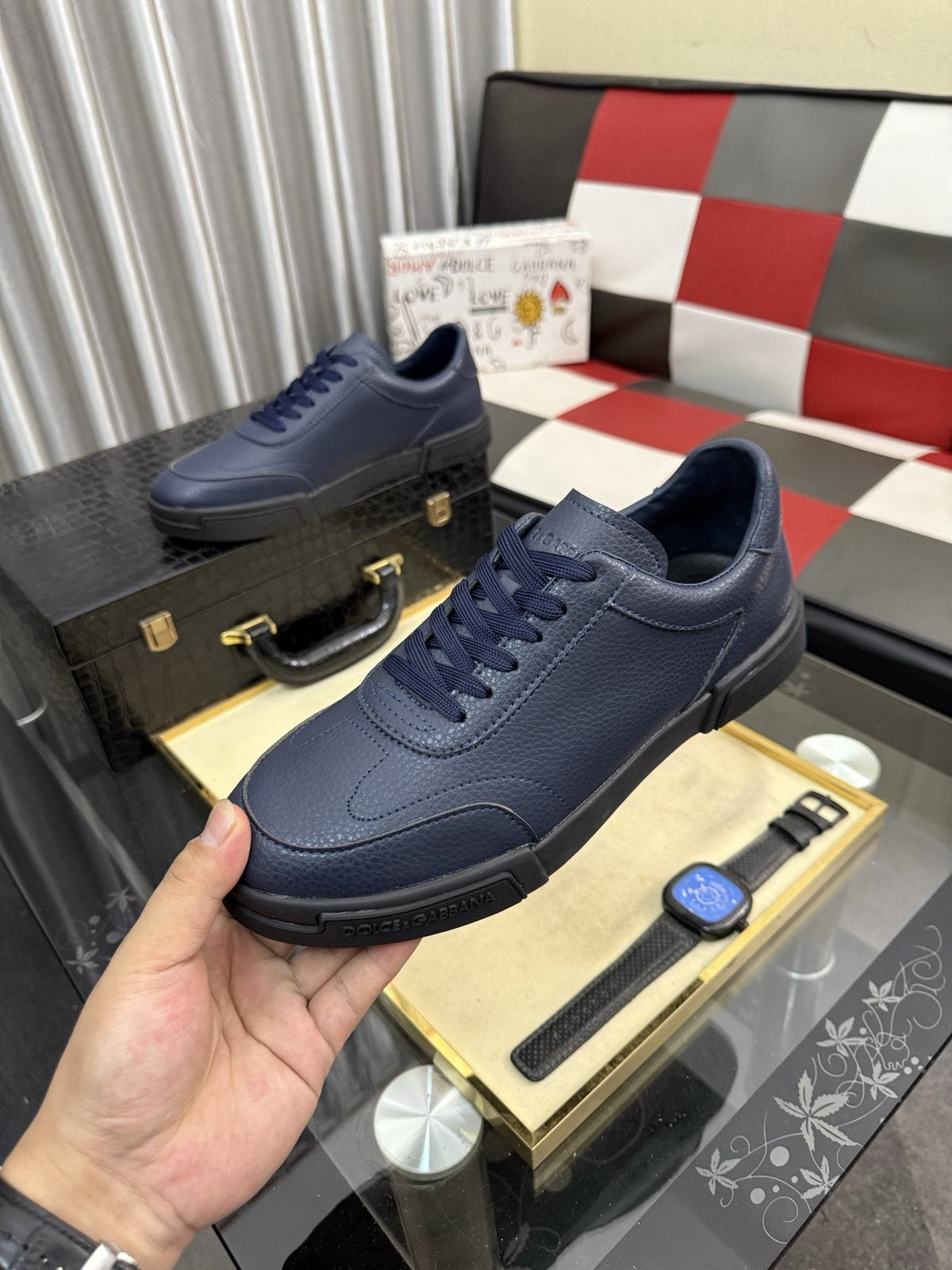 Dolce & Gabbana Low-Top Lace-Up Sneakers - Rounded Toe
